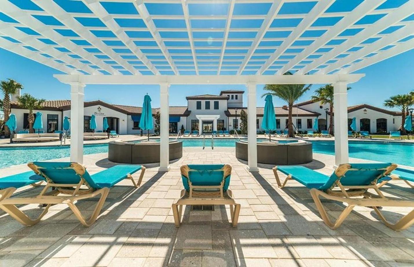 Beautiful Townhome Wprivate Pool 7 Mi To Disney キシミー エクステリア 写真